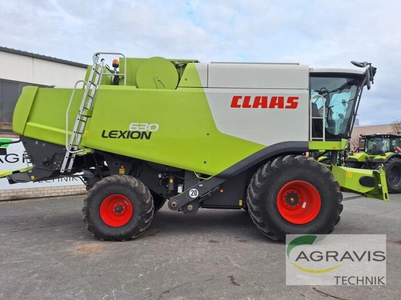 Mähdrescher des Typs CLAAS LEXION 630, Gebrauchtmaschine in Warburg (Bild 5)