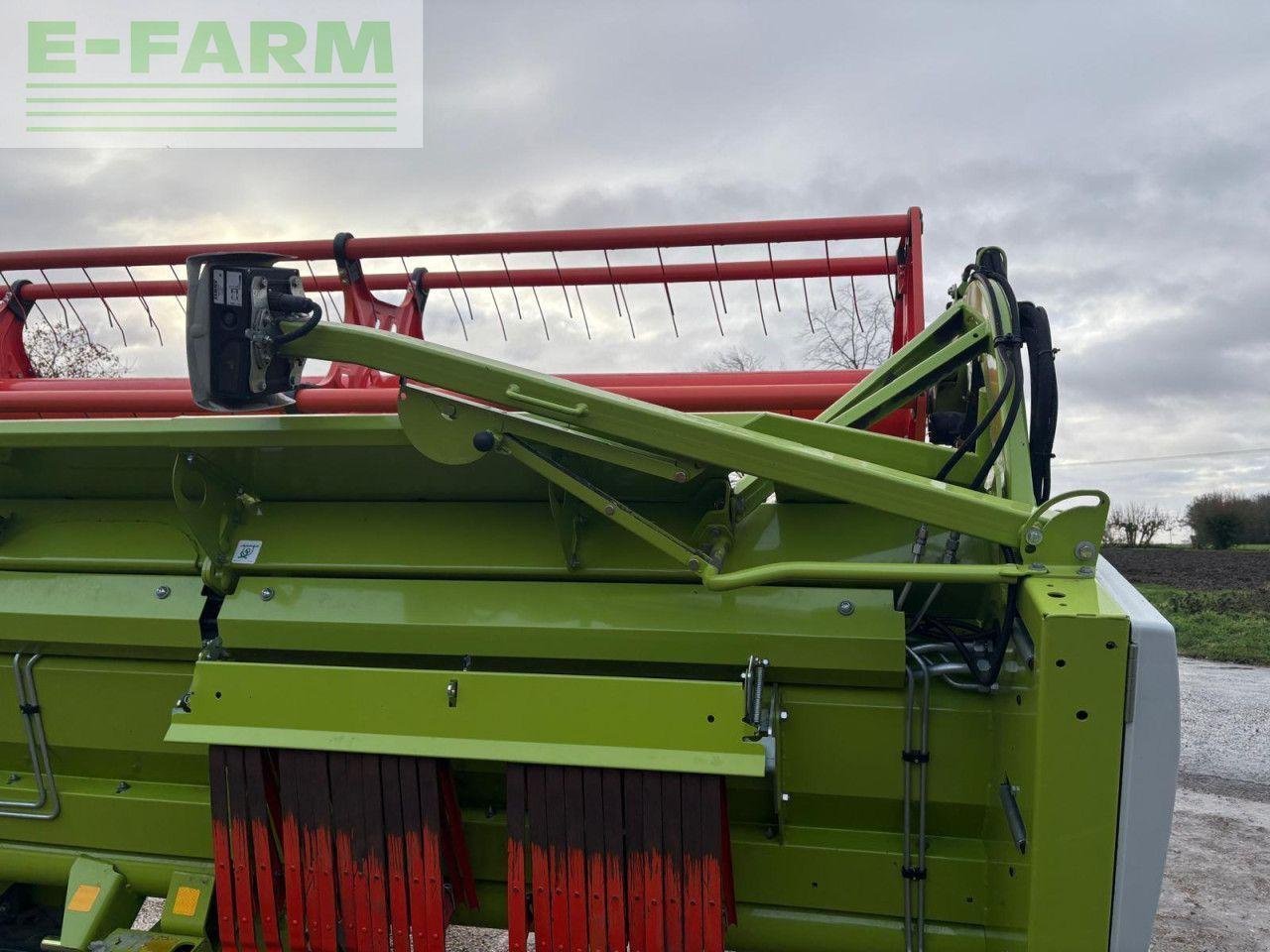 Mähdrescher типа CLAAS LEXION 630, Gebrauchtmaschine в SUFFOLK (Фотография 21)