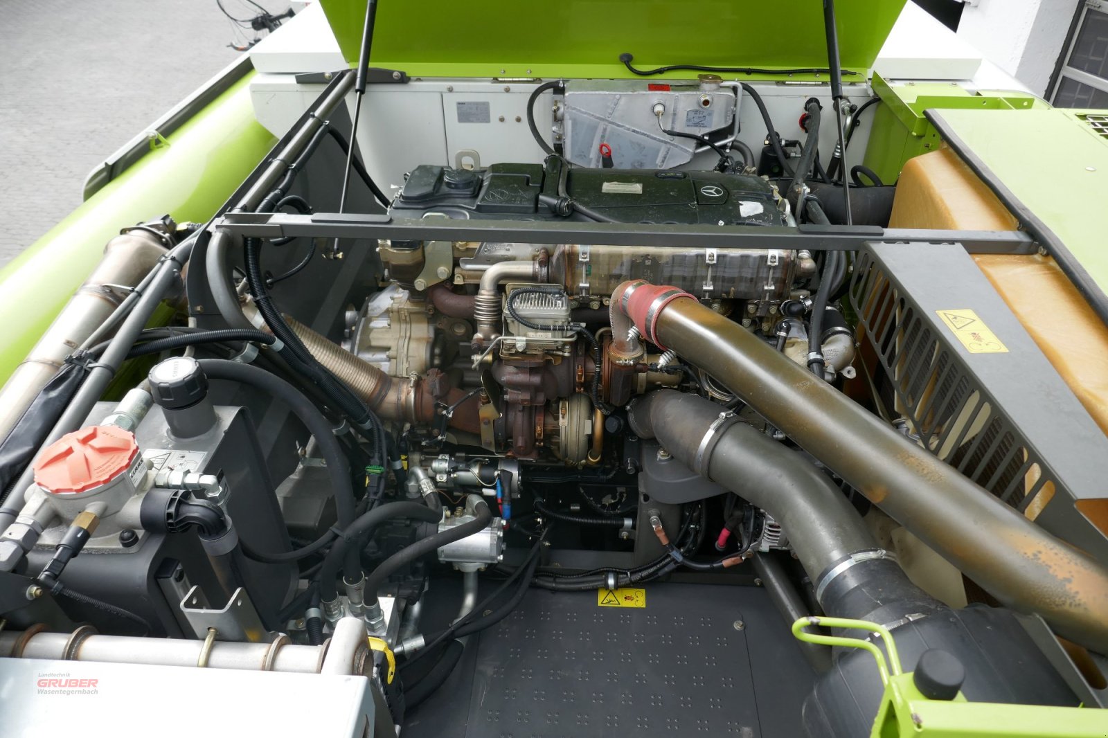 Mähdrescher of the type CLAAS Lexion 630, Gebrauchtmaschine in Dorfen (Picture 11)