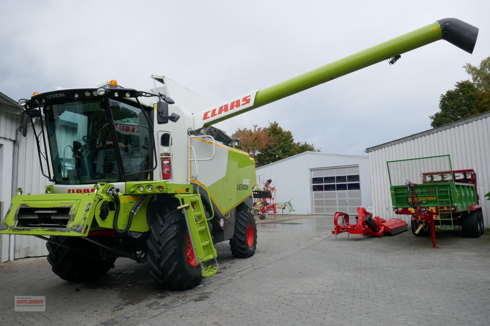 Mähdrescher of the type CLAAS Lexion 630, Gebrauchtmaschine in Dorfen (Picture 15)
