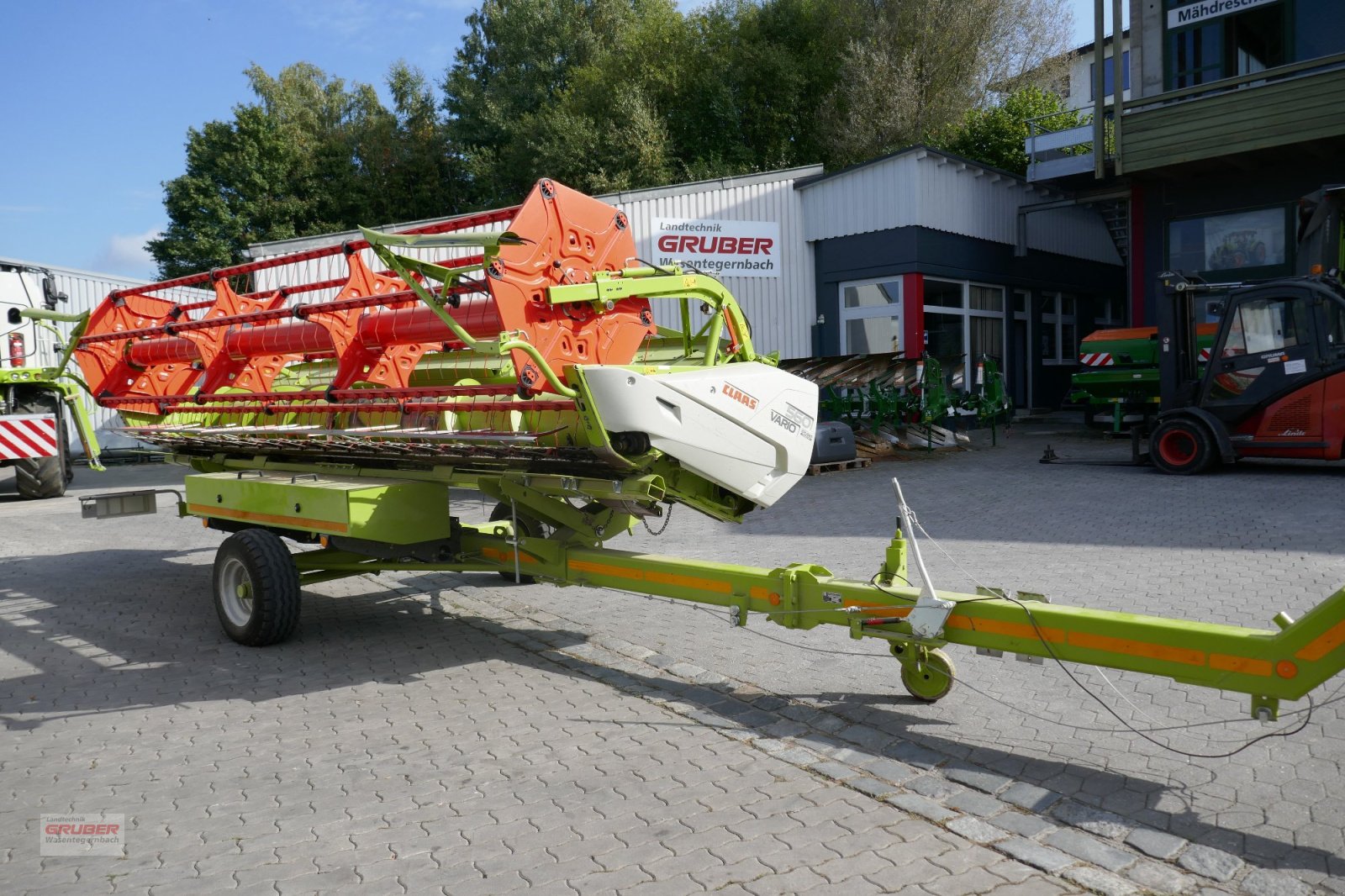Mähdrescher of the type CLAAS Lexion 630, Gebrauchtmaschine in Dorfen (Picture 22)