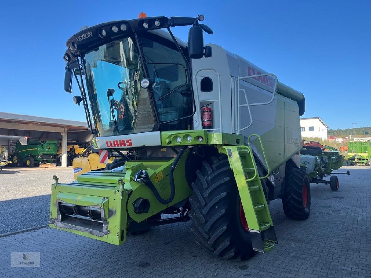 Mähdrescher des Typs CLAAS Lexion 630, Gebrauchtmaschine in Neuhof - Dorfborn (Bild 2)