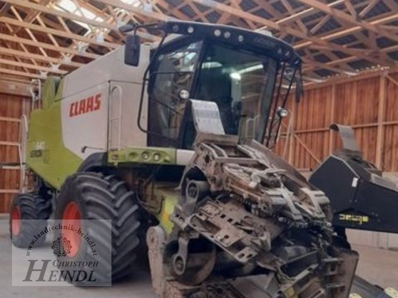 Mähdrescher des Typs CLAAS Lexion 640 (Stage IIIa), Gebrauchtmaschine in Stephanshart (Bild 1)