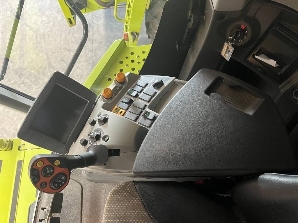 Mähdrescher of the type CLAAS LEXION 650 CEBIS, Gebrauchtmaschine in Vinderup (Picture 14)