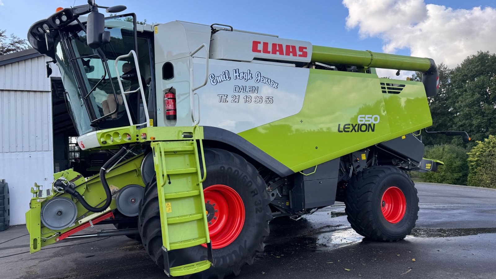 Mähdrescher typu CLAAS LEXION 650 KUN 890 TIMER OG V770 SKÆREBORD!, Gebrauchtmaschine v Nørager (Obrázek 2)