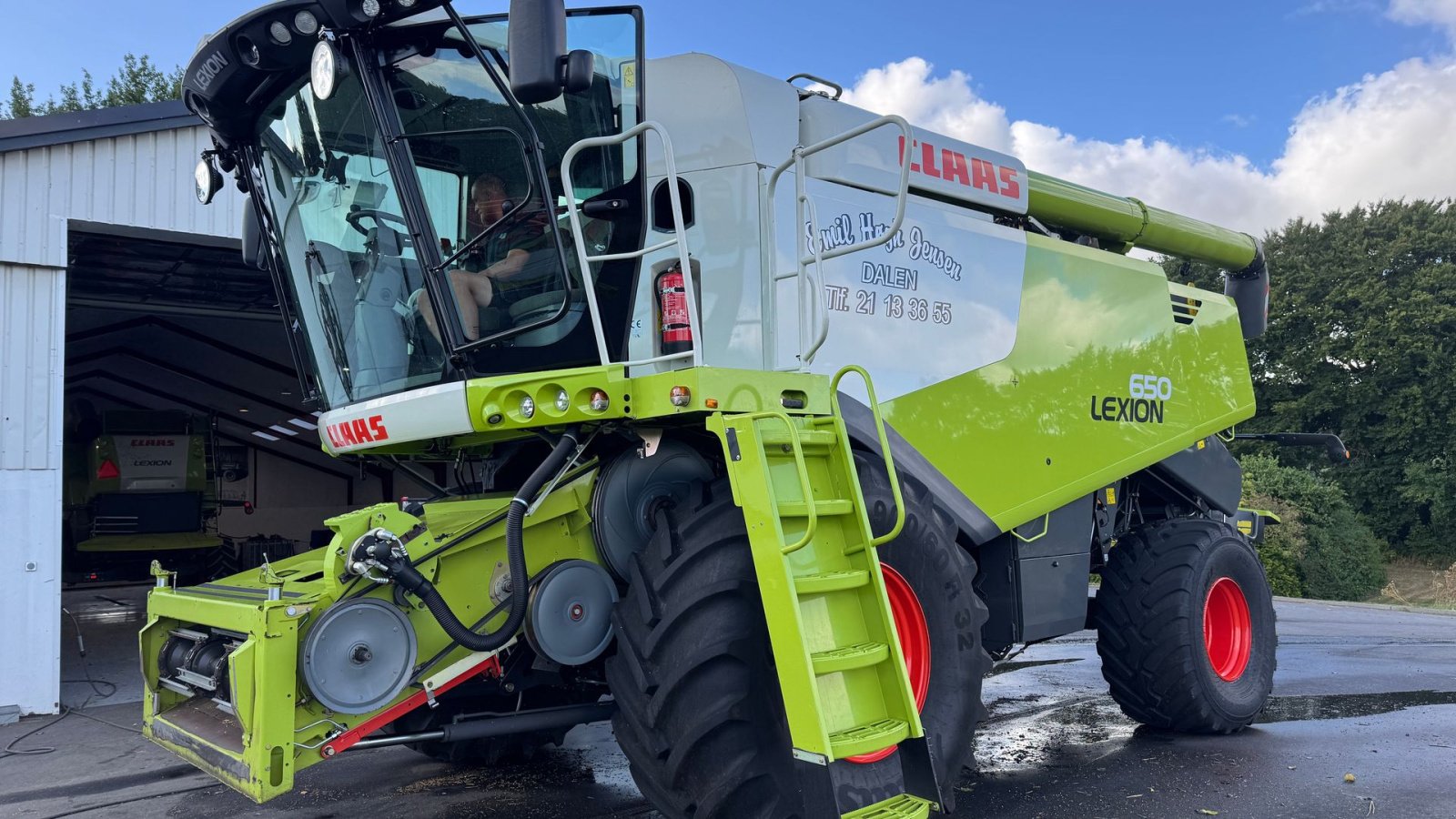 Mähdrescher typu CLAAS LEXION 650 KUN 890 TIMER OG V770 SKÆREBORD!, Gebrauchtmaschine v Nørager (Obrázek 1)