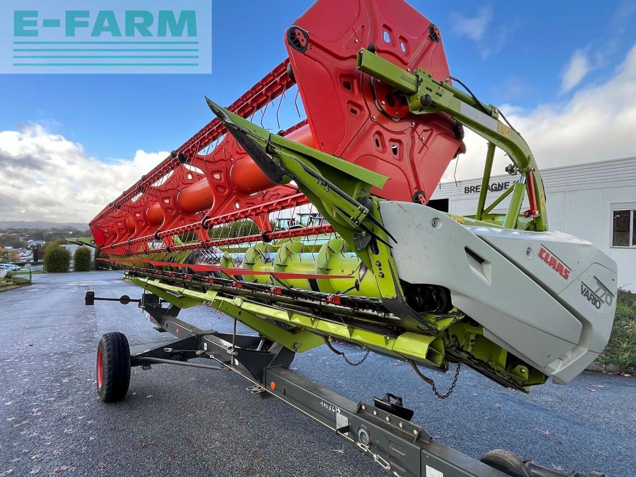 Mähdrescher des Typs CLAAS lexion 650 t3, Gebrauchtmaschine in PONTIVY (56 - MORBIHAN) (Bild 2)