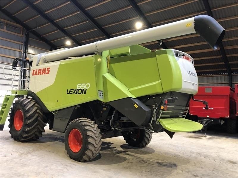 Mähdrescher of the type CLAAS LEXION 650, Gebrauchtmaschine in Hinnerup (Picture 4)