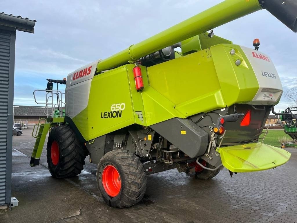 Mähdrescher of the type CLAAS Lexion 650, Gebrauchtmaschine in Vinderup (Picture 3)