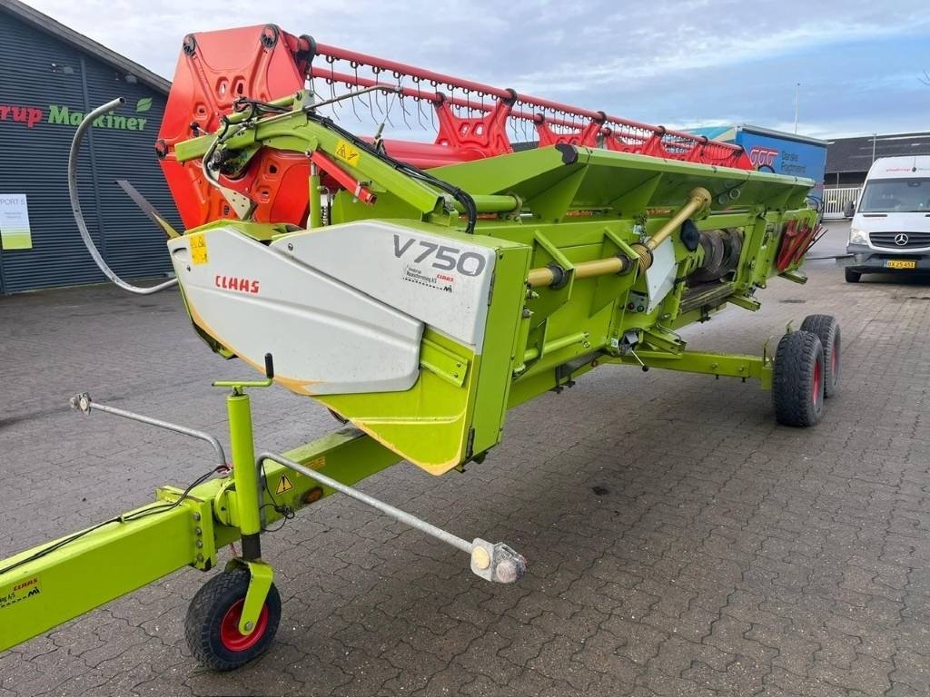 Mähdrescher of the type CLAAS Lexion 650, Gebrauchtmaschine in Vinderup (Picture 9)