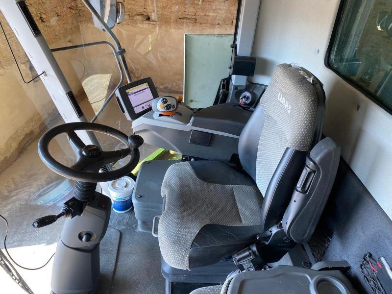 Mähdrescher des Typs CLAAS LEXION 650, Gebrauchtmaschine in VERDUN (Bild 4)