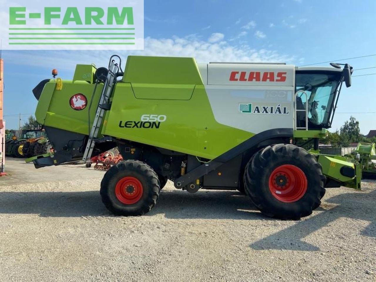 Mähdrescher des Typs CLAAS lexion 650, Gebrauchtmaschine in SZEGED (Bild 4)