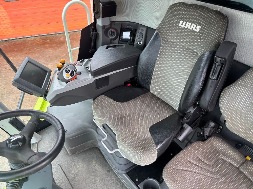 Mähdrescher van het type CLAAS Lexion 650, Gebrauchtmaschine in Baillonville (Foto 10)