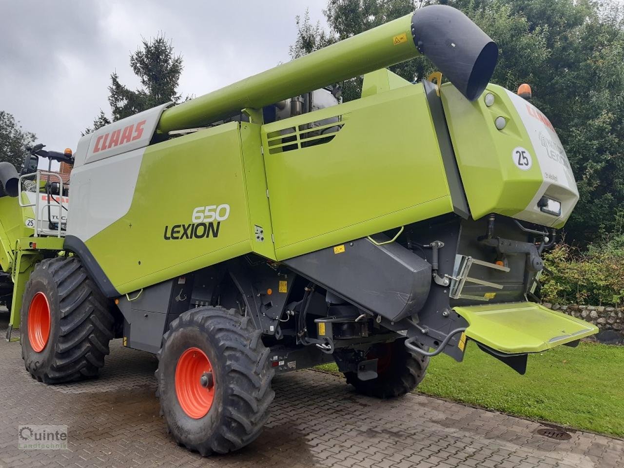 Mähdrescher des Typs CLAAS Lexion 650, Gebrauchtmaschine in Lichtenau-Kleinenberg (Bild 2)