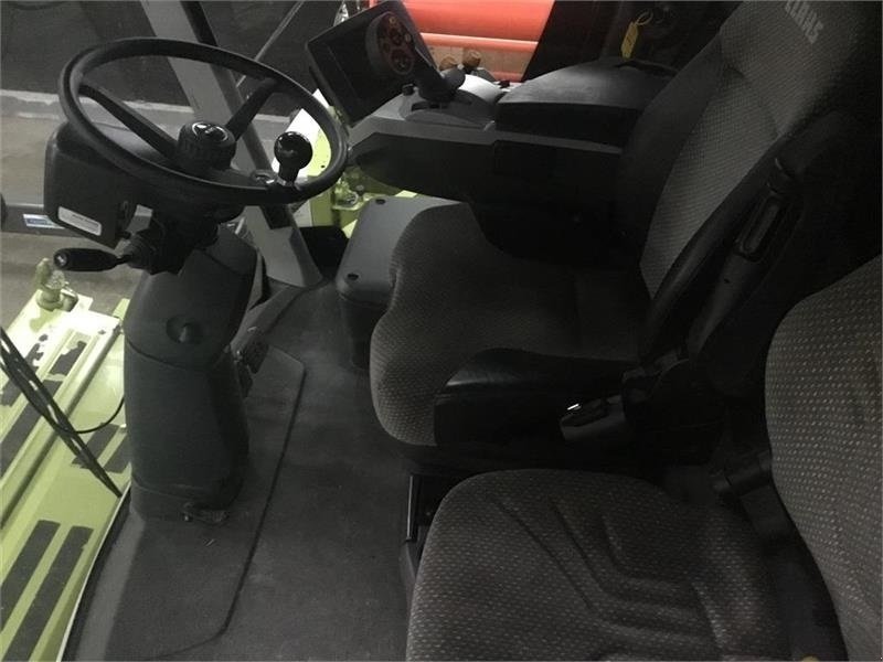 Mähdrescher des Typs CLAAS LEXION 660 Cemos, Vario 930, Gebrauchtmaschine in Mern (Bild 4)