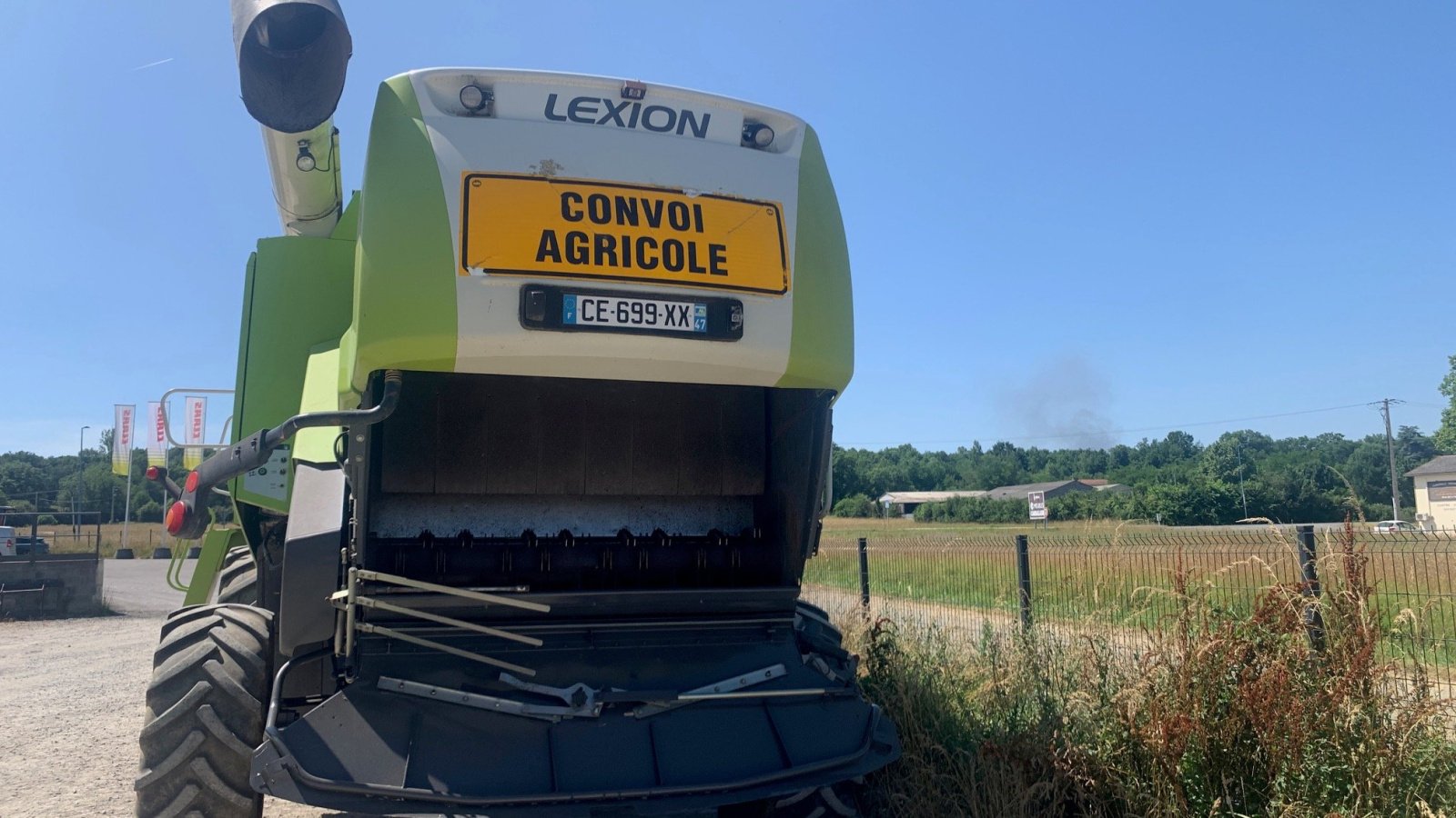 Mähdrescher typu CLAAS LEXION 660 T3, Gebrauchtmaschine v L'Isle-en-Dodon (Obrázek 10)