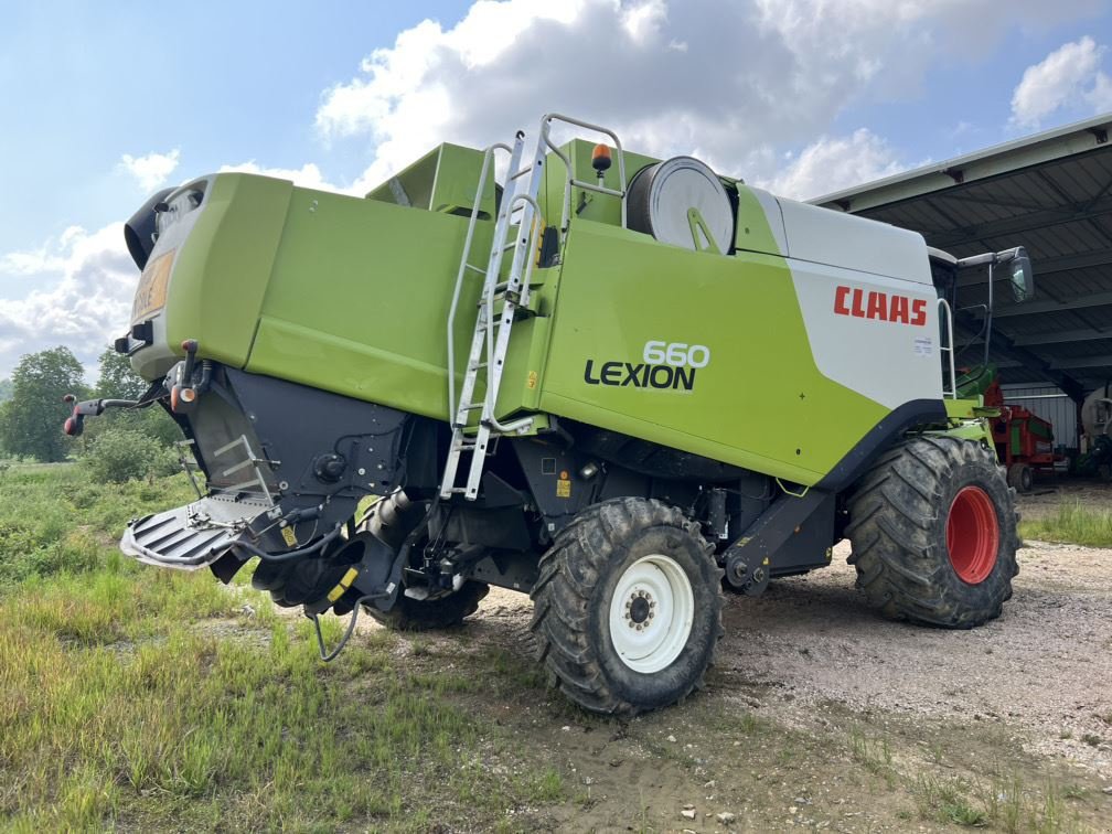 Mähdrescher typu CLAAS LEXION 660 T3, Gebrauchtmaschine w Aubiet (Zdjęcie 4)