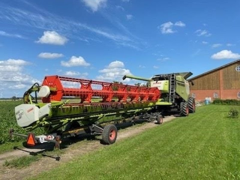 Mähdrescher des Typs CLAAS LEXION 660 T4I VARIO 930 4 WD / GPS / 11000 L. tan, Gebrauchtmaschine in Mern (Bild 10)