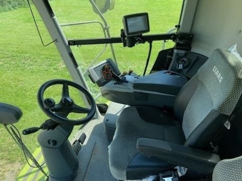 Mähdrescher des Typs CLAAS LEXION 660 T4I VARIO 930 4 WD / GPS / 11000 L. tan, Gebrauchtmaschine in Mern (Bild 8)