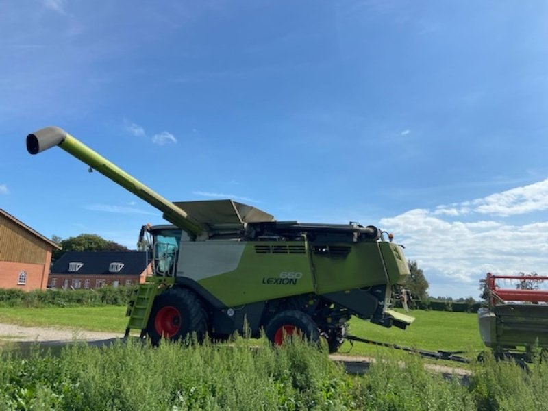 Mähdrescher typu CLAAS LEXION 660 T4I VARIO 930 4 WD / GPS / 11000 L. tank / Frøtømmeudstyr, Gebrauchtmaschine w Mern (Zdjęcie 4)