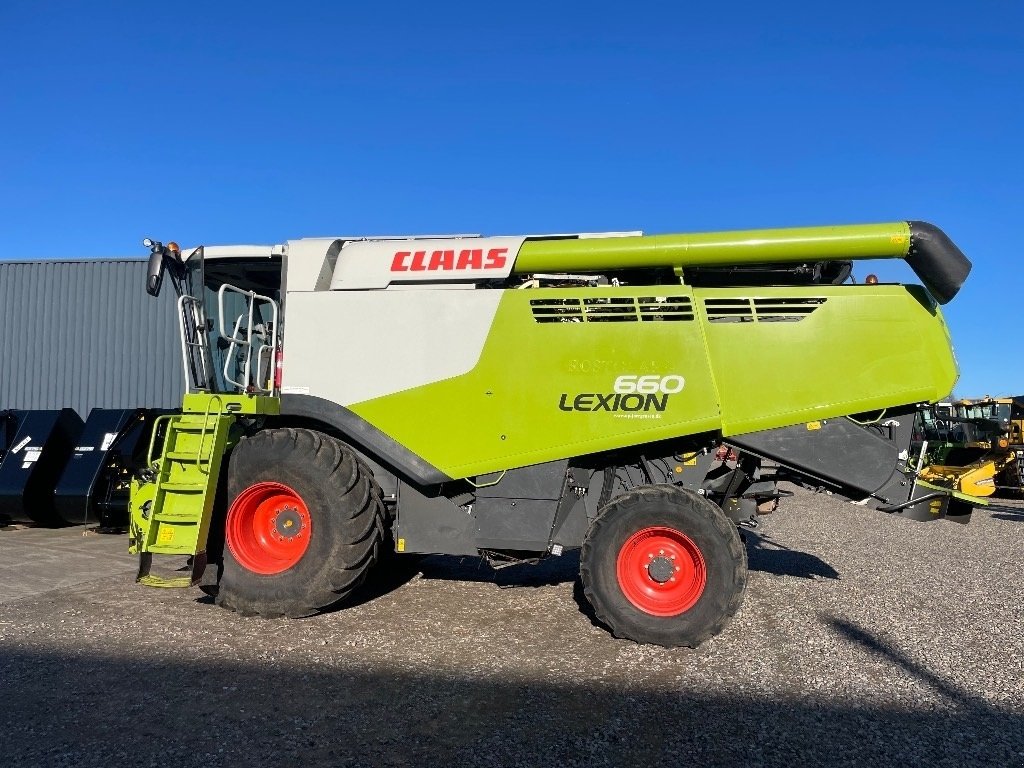 Mähdrescher des Typs CLAAS Lexion 660, Gebrauchtmaschine in Ribe (Bild 9)