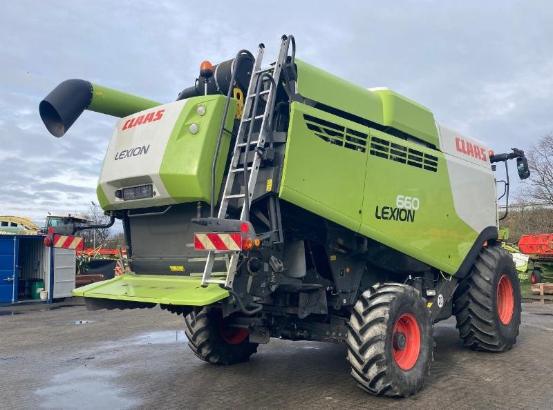 Mähdrescher of the type CLAAS LEXION 660, Gebrauchtmaschine in Hockenheim (Picture 5)