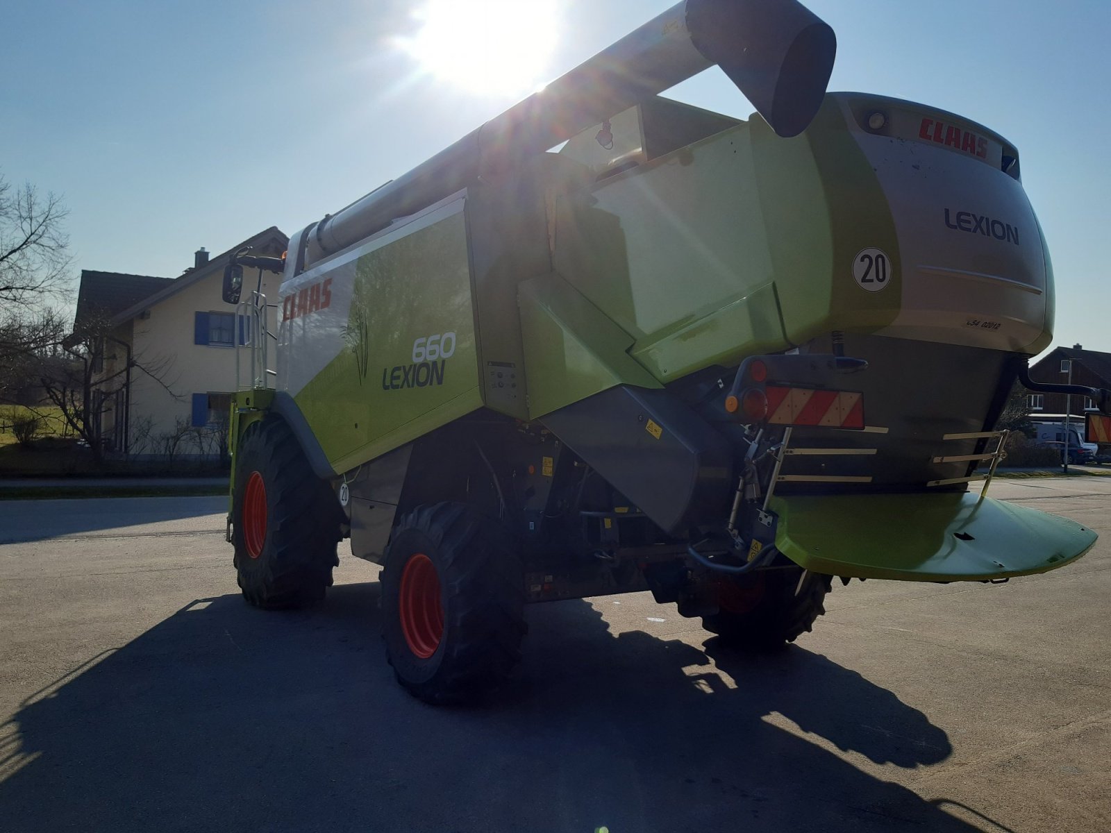 Mähdrescher от тип CLAAS Lexion 660, Gebrauchtmaschine в Penzing (Снимка 9)