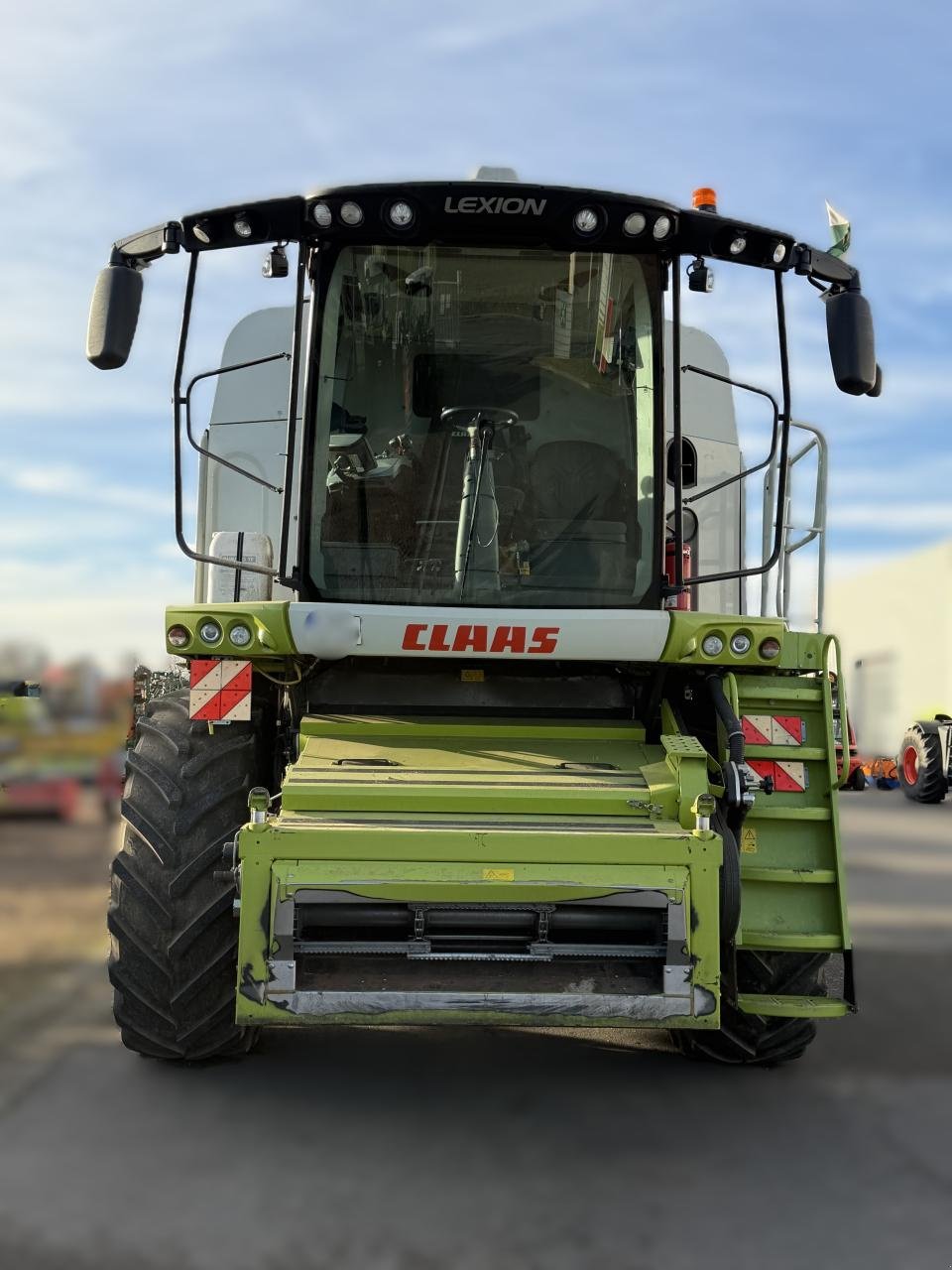 Mähdrescher des Typs CLAAS Lexion 660, Gebrauchtmaschine in Könnern (Bild 2)