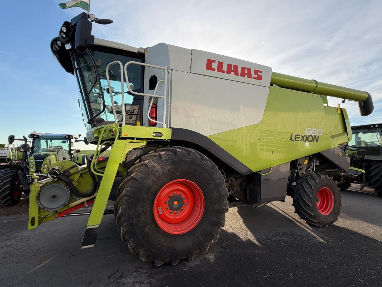 Mähdrescher des Typs CLAAS Lexion 660, Gebrauchtmaschine in Könnern (Bild 3)