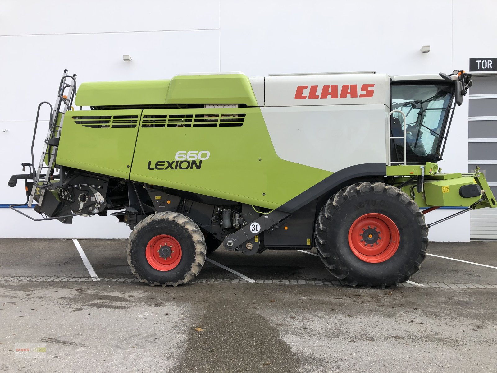 Mähdrescher des Typs CLAAS Lexion 660, Gebrauchtmaschine in Langenau (Bild 2)