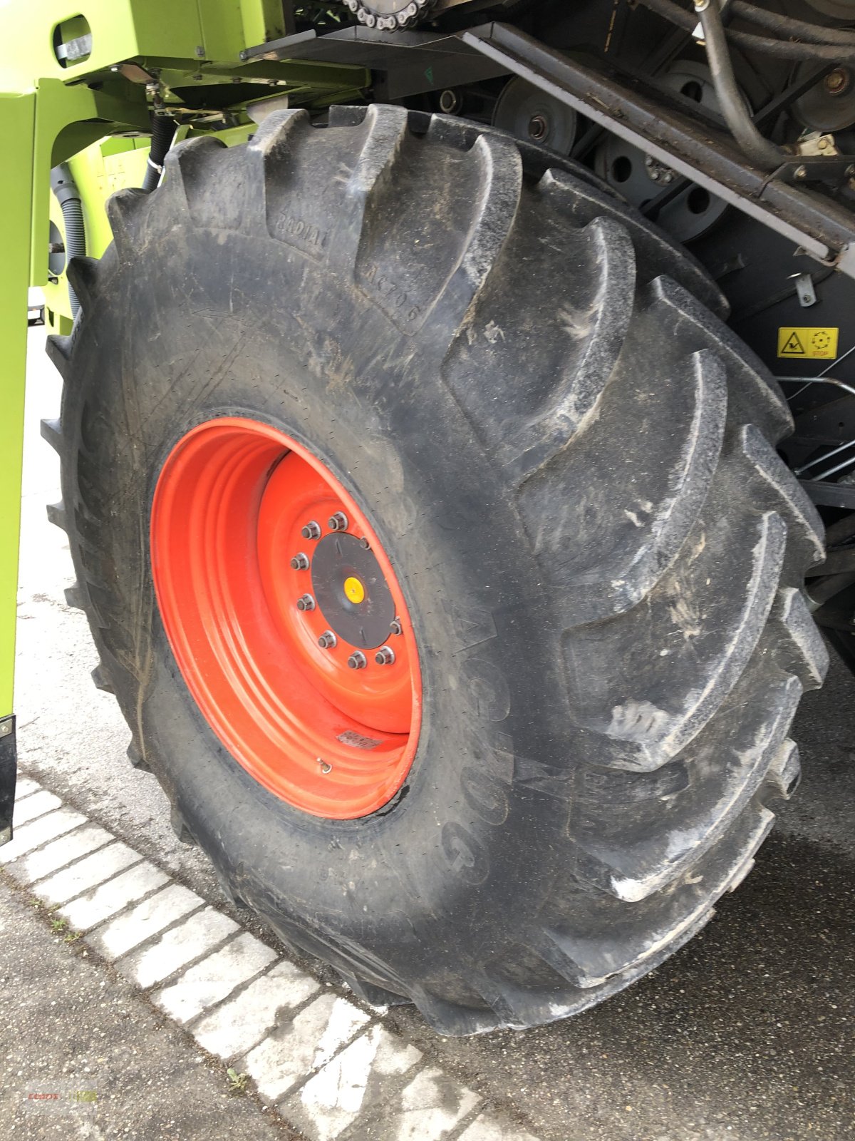 Mähdrescher of the type CLAAS Lexion 660, Gebrauchtmaschine in Langenau (Picture 9)