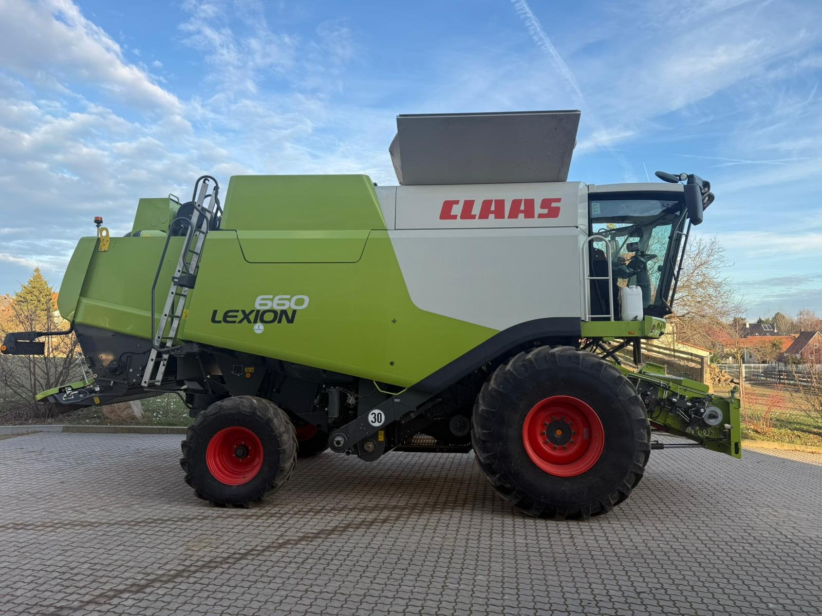 Mähdrescher typu CLAAS Lexion 660, Gebrauchtmaschine v Grimma (Obrázek 1)