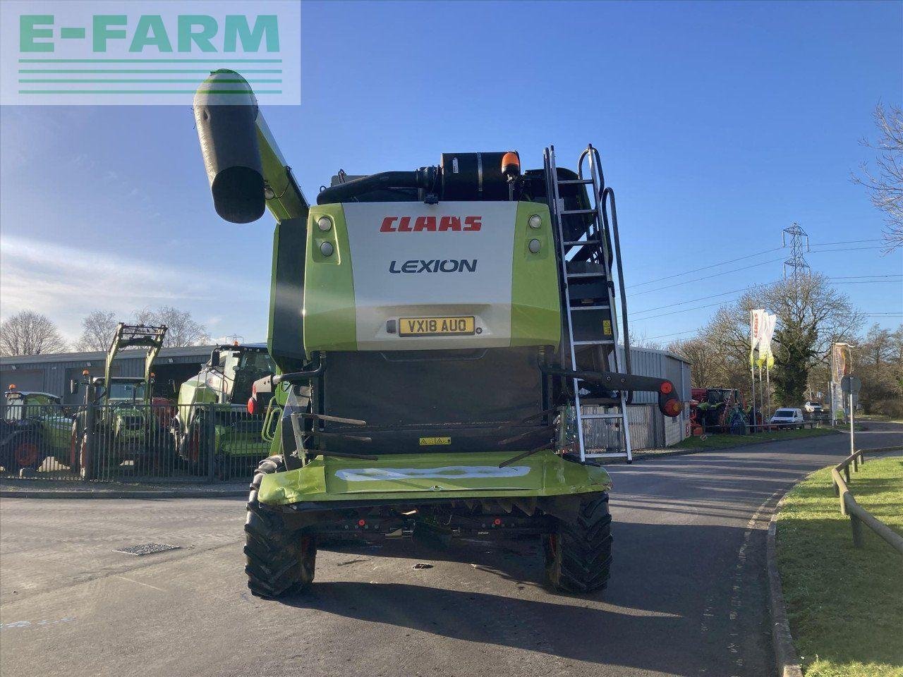 Mähdrescher del tipo CLAAS LEXION 660TT WITH V770 CUTTERBAR, Gebrauchtmaschine In STANDERWICK, FROME (Immagine 8)