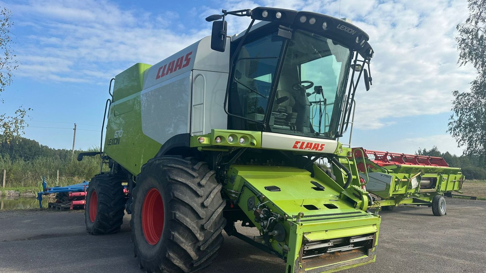 Mähdrescher des Typs CLAAS LEXION 670 4WD  NY PRIS!!!, Gebrauchtmaschine in Kolding (Bild 3)
