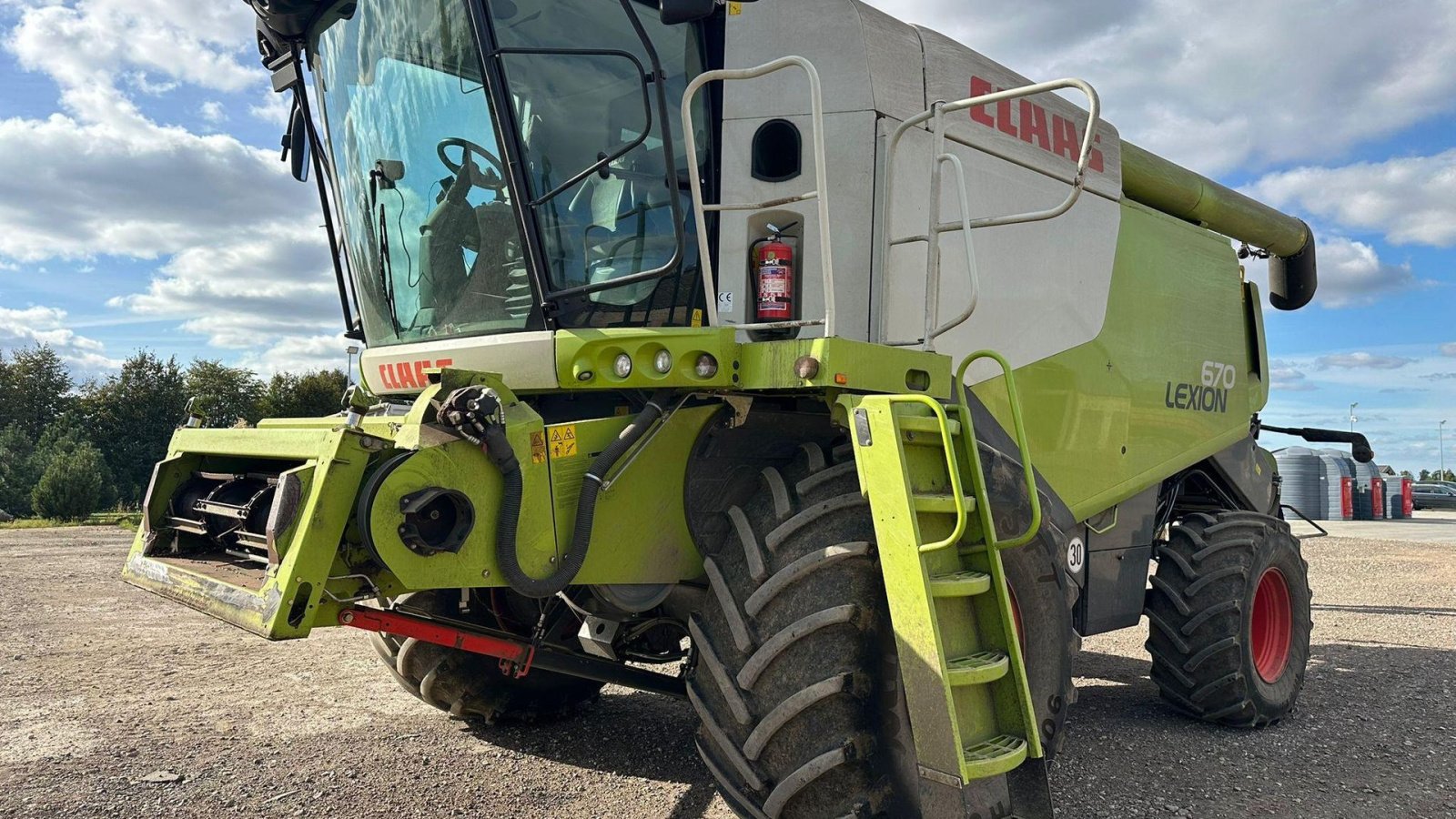 Mähdrescher typu CLAAS LEXION 670 Incl skærebord. Laser Pilot., Gebrauchtmaschine v Kolding (Obrázek 1)