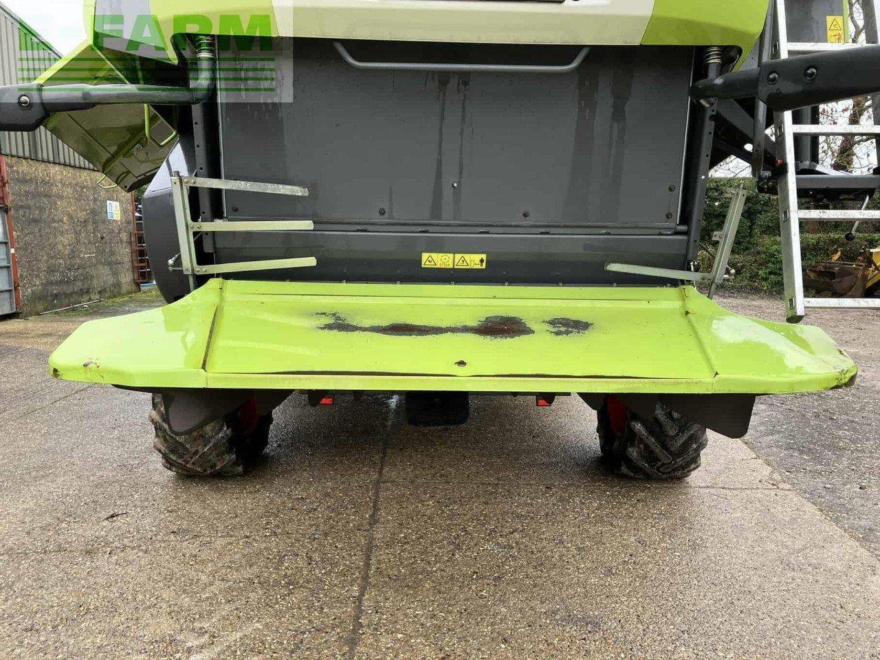 Mähdrescher Türe ait CLAAS LEXION 670 M T4F, Gebrauchtmaschine içinde MICHELDEVER, WINCHESTER (resim 16)