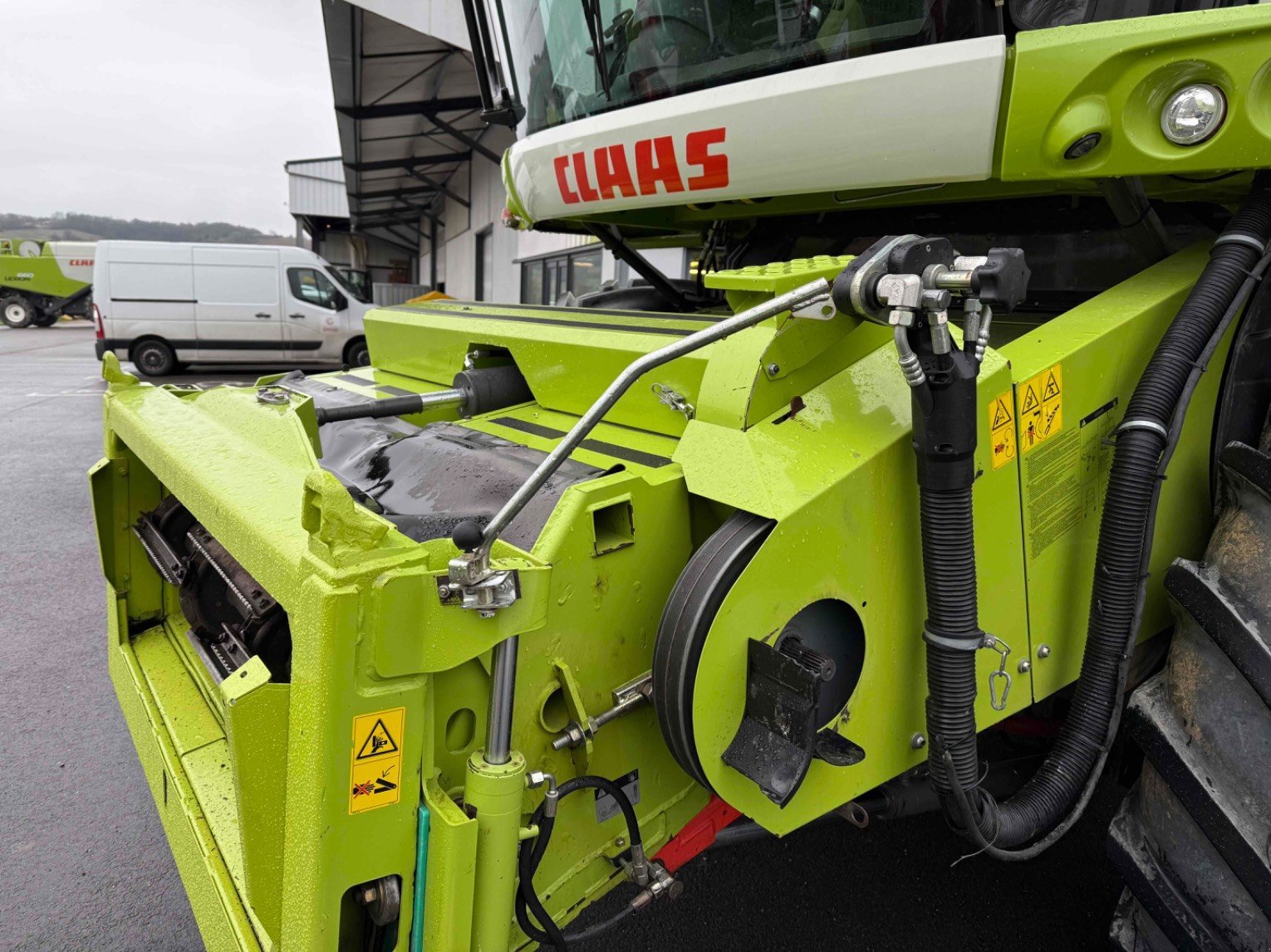 Mähdrescher des Typs CLAAS LEXION 670 MONTANA -, Gebrauchtmaschine in L'Isle-en-Dodon (Bild 10)