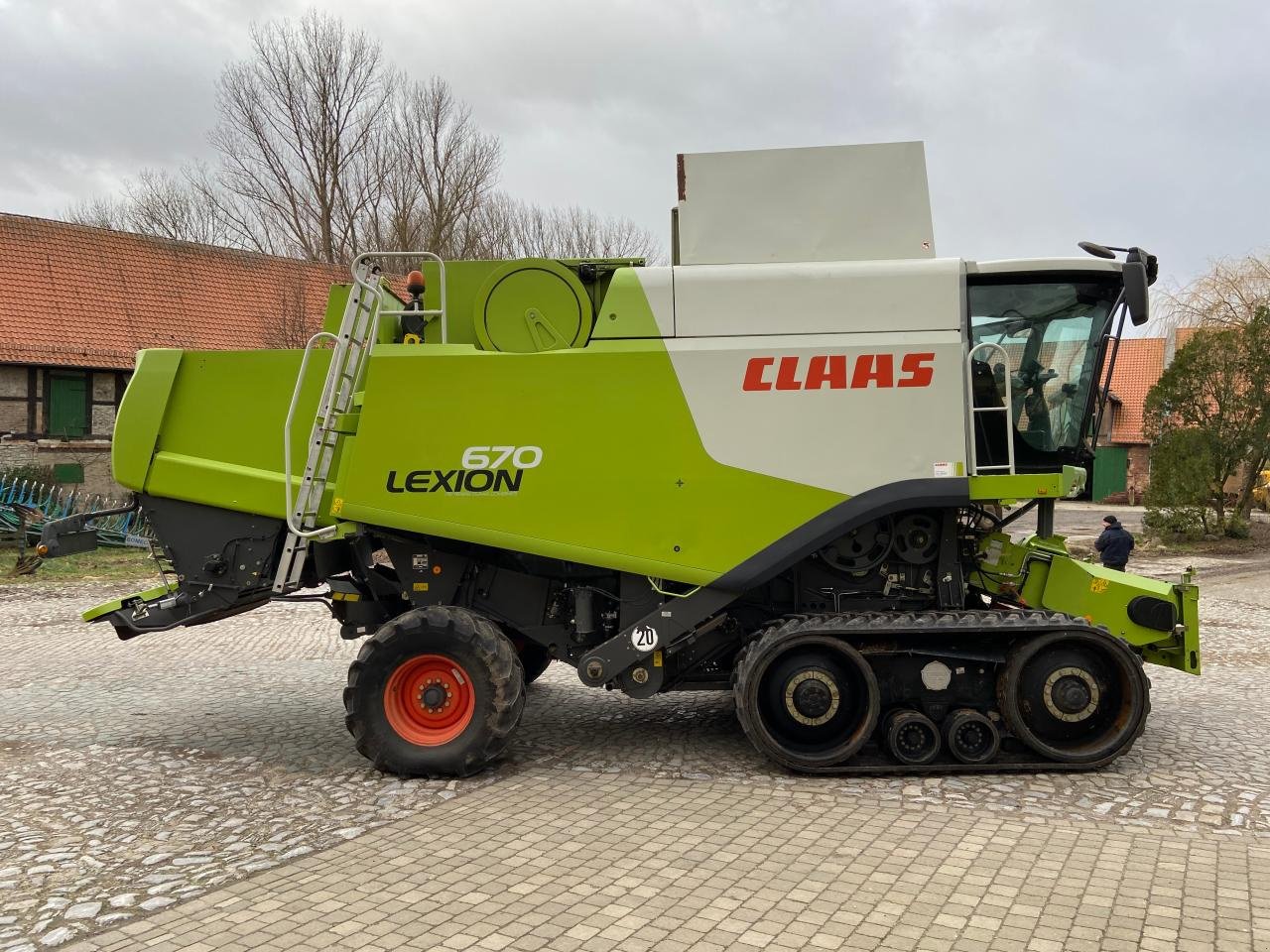 Mähdrescher typu CLAAS Lexion 670 TerraTrac, Gebrauchtmaschine v Könnern (Obrázok 3)