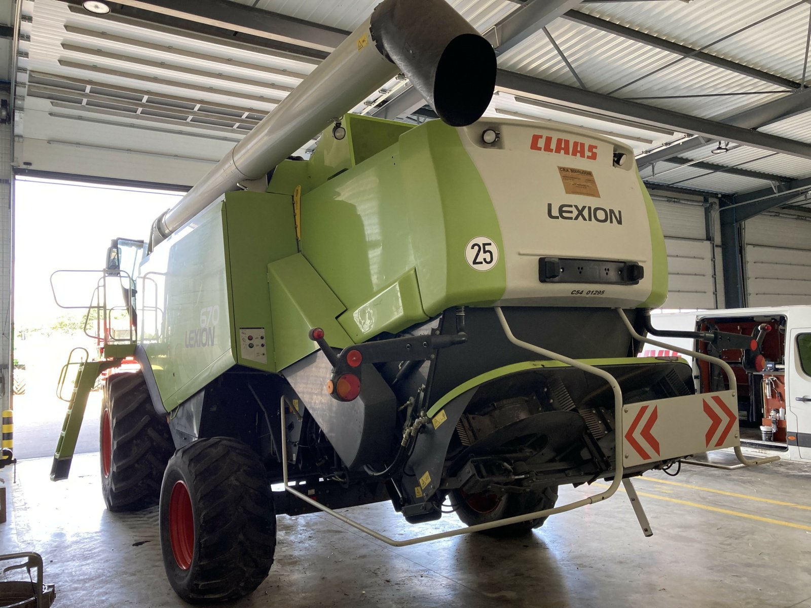 Mähdrescher typu CLAAS LEXION 670 TRADITION, Gebrauchtmaschine v LAIGNES (Obrázek 5)