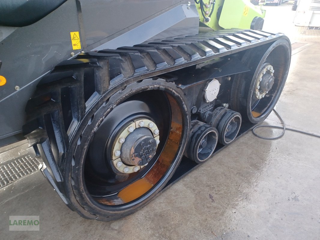 Mähdrescher van het type CLAAS Lexion 670 TT Terratrac V 900, Gebrauchtmaschine in Langenwetzendorf (Foto 5)