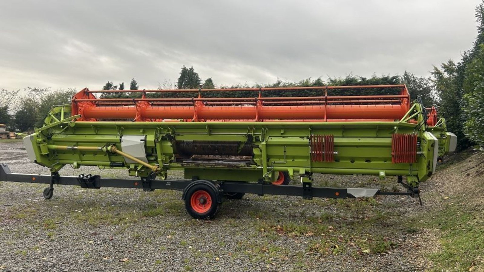 Mähdrescher des Typs CLAAS LEXION 670 TT  TT - Terra Trac. Incl skærebord., Gebrauchtmaschine in Kolding (Bild 4)