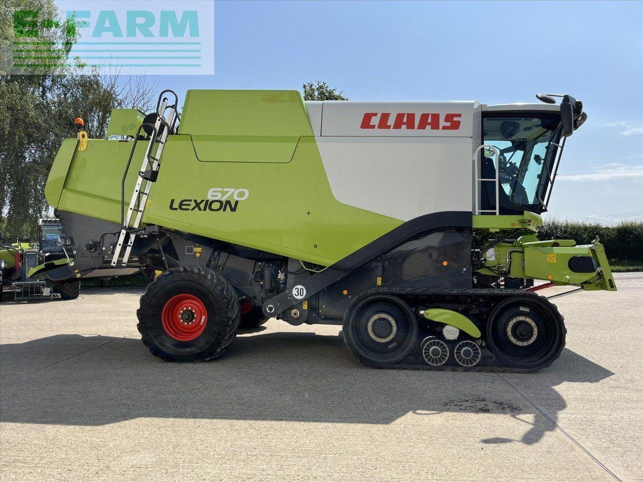 Mähdrescher typu CLAAS LEXION 670 TT, Gebrauchtmaschine v SUFFOLK (Obrázek 4)