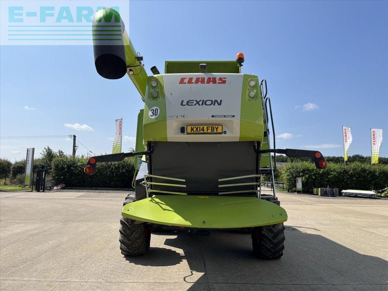 Mähdrescher typu CLAAS LEXION 670 TT, Gebrauchtmaschine v SUFFOLK (Obrázek 7)