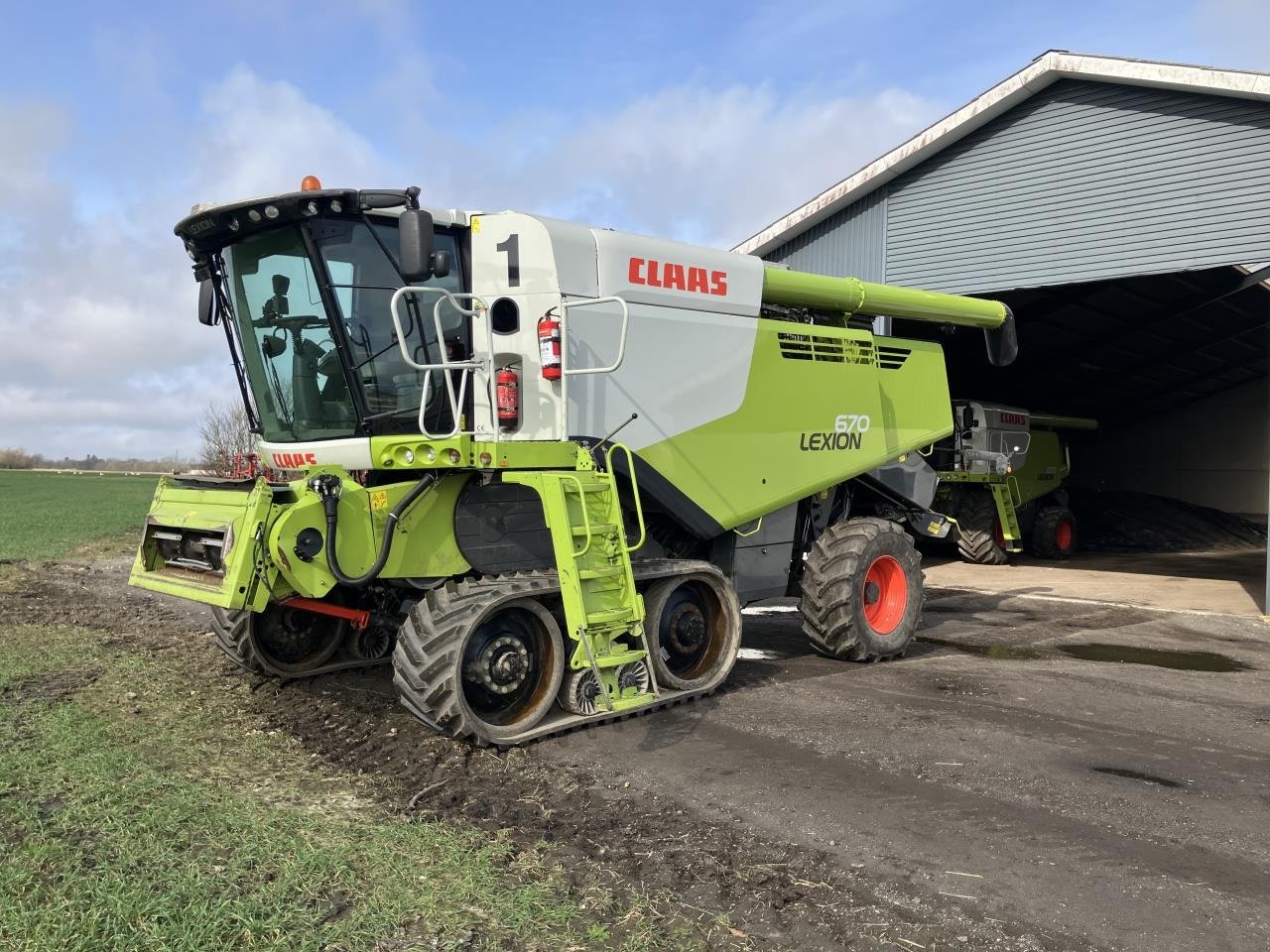 Mähdrescher des Typs CLAAS LEXION 670 TT, Gebrauchtmaschine in Brønderslev (Bild 1)