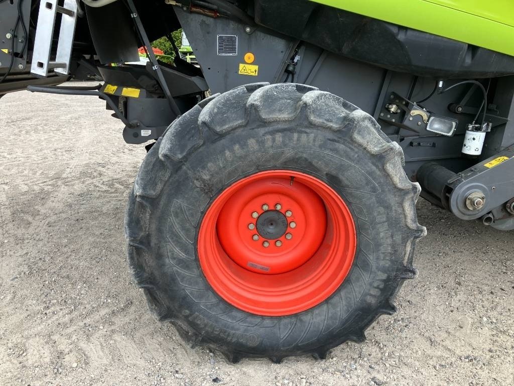 Mähdrescher del tipo CLAAS LEXION 670 TT, Gebrauchtmaschine In Brønderslev (Immagine 12)