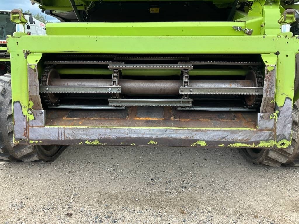 Mähdrescher del tipo CLAAS LEXION 670 TT, Gebrauchtmaschine In Brønderslev (Immagine 9)