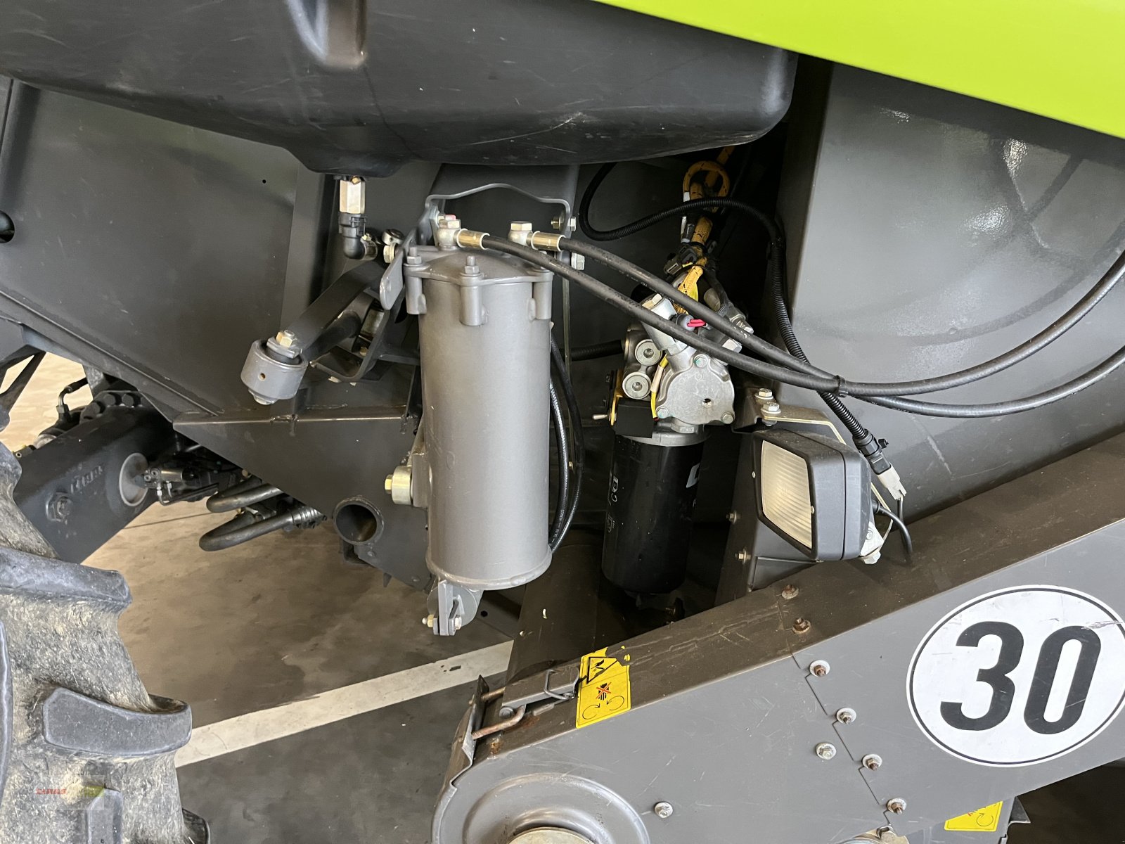 Mähdrescher des Typs CLAAS Lexion 670 TT, Gebrauchtmaschine in Langenau (Bild 11)