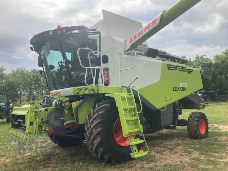 Mähdrescher от тип CLAAS Lexion 670 Vollmontana 3,49 m Allrad, Gebrauchtmaschine в Schutterzell