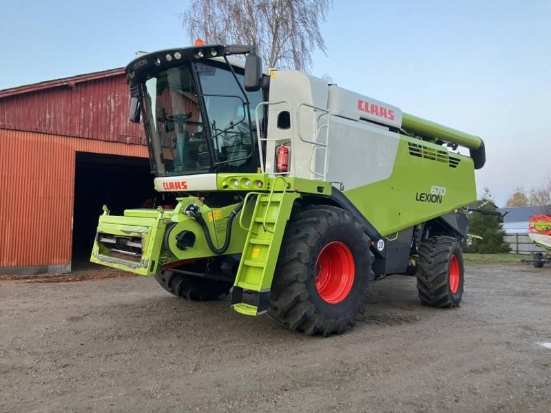 Mähdrescher Türe ait CLAAS Lexion 670, Gebrauchtmaschine içinde Mern (resim 1)