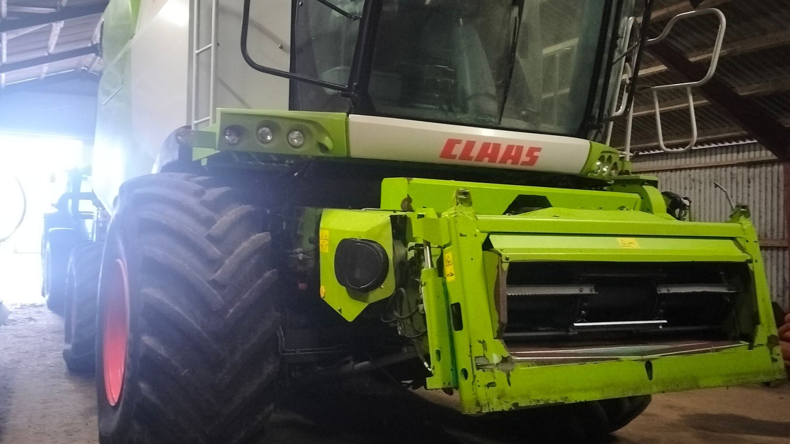Mähdrescher des Typs CLAAS LEXION 670, Gebrauchtmaschine in Løgumkloster (Bild 1)
